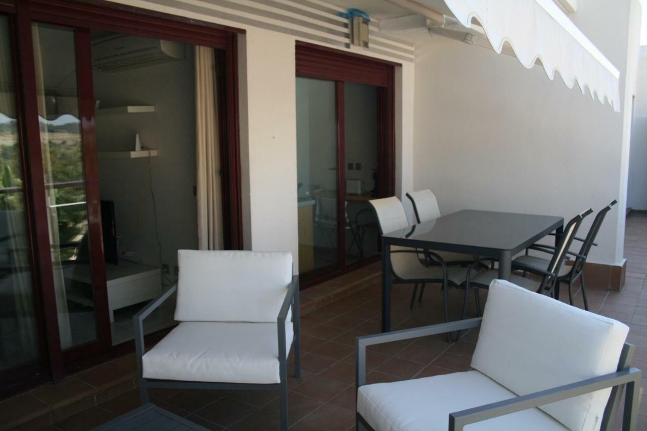 Apartamento En Magnifico Resort - Parque Botanico Estepona Exterior photo